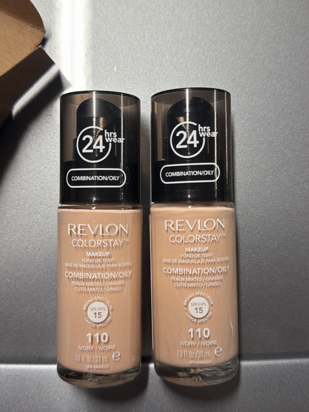 Revlon ColorStay Foundation - 110 Ivory (Combination/Oily) 2 Pack